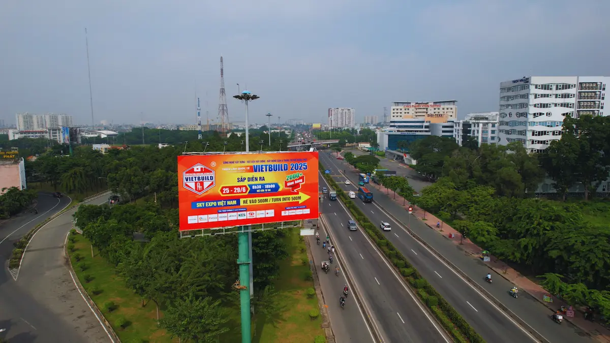 sky expo center 8